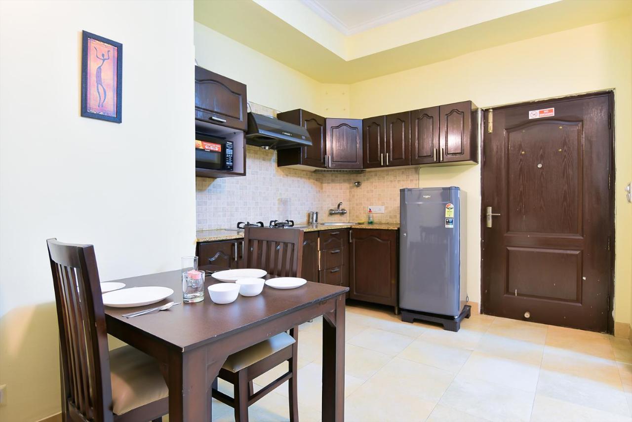 Studio Serviced Apartments Near Fortis Hospital Gurgaon Extérieur photo