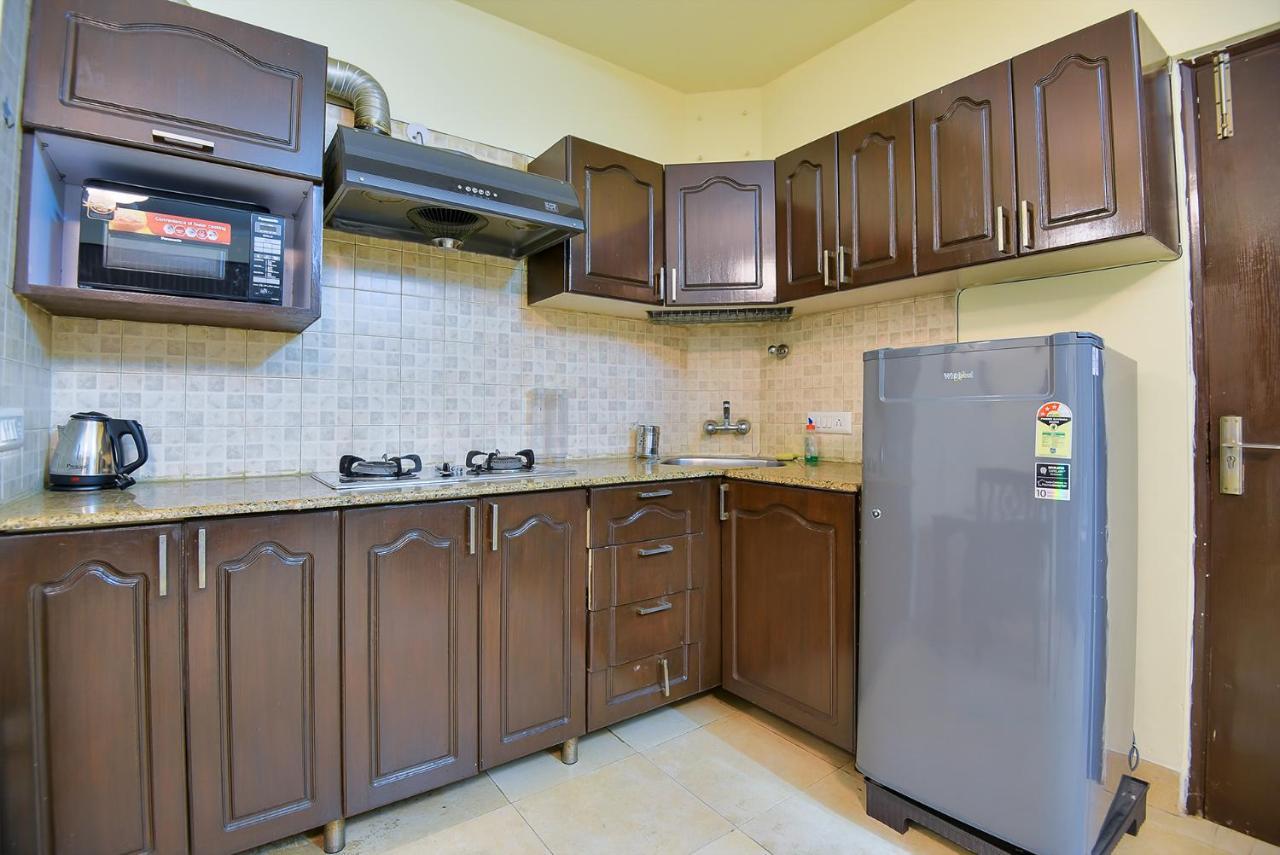 Studio Serviced Apartments Near Fortis Hospital Gurgaon Extérieur photo
