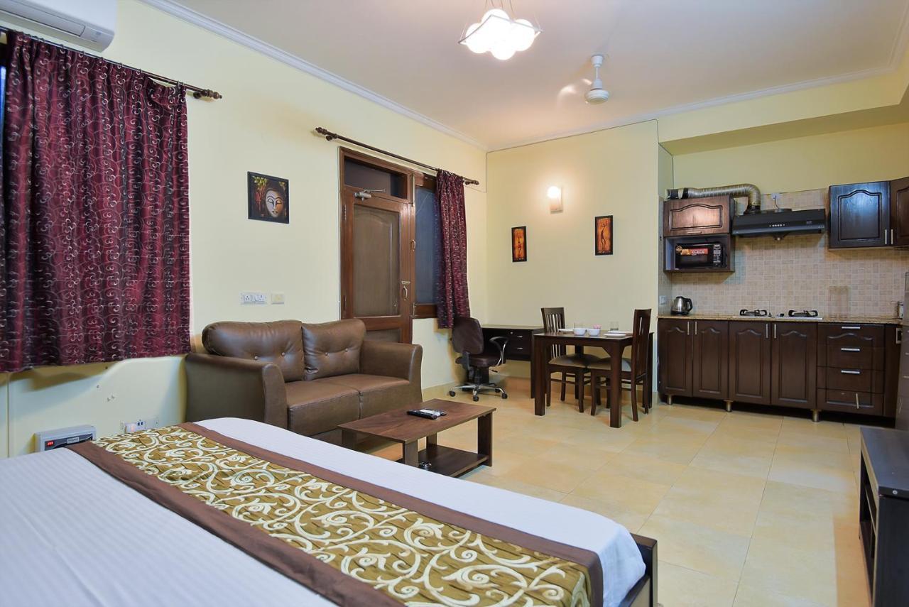 Studio Serviced Apartments Near Fortis Hospital Gurgaon Extérieur photo