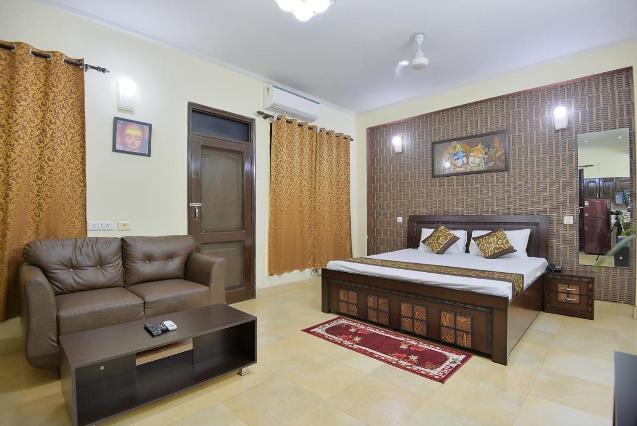 Studio Serviced Apartments Near Fortis Hospital Gurgaon Extérieur photo
