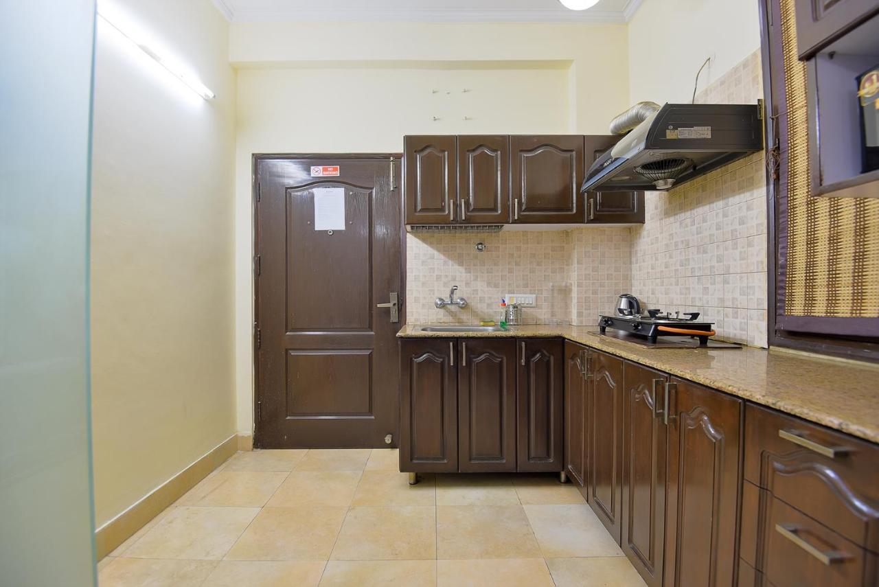 Studio Serviced Apartments Near Fortis Hospital Gurgaon Extérieur photo
